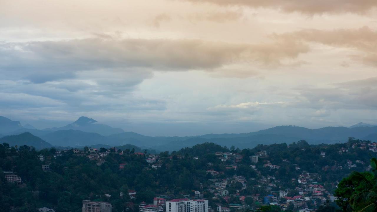 Amandara Hills Канді Екстер'єр фото