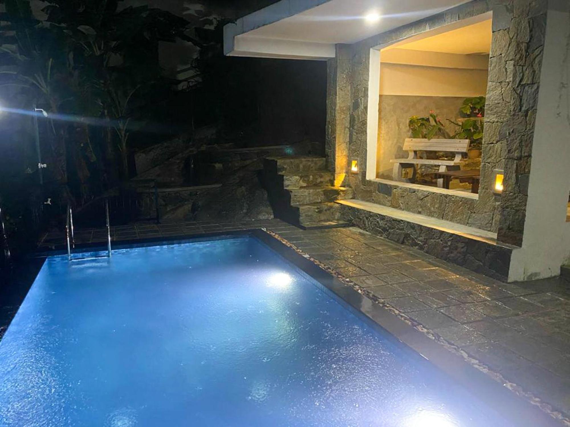 Amandara Hills Канді Екстер'єр фото